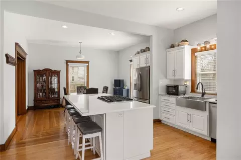 Kitchen - 200 E Berry St, Hamilton, MO 64644 photo 4 of 4