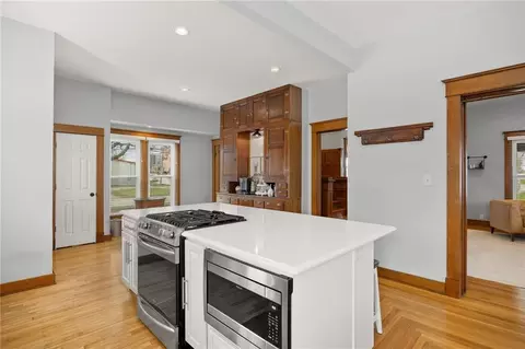 Kitchen - 200 E Berry St, Hamilton, MO 64644 photo 2 of 4