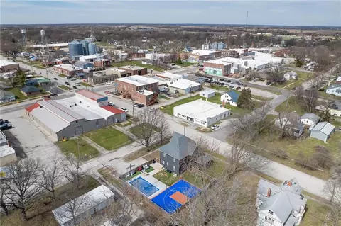 View/Area - 200 E Berry St, Hamilton, MO 64644 photo 5 of 5