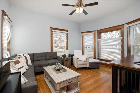 Living - 200 E Berry St, Hamilton, MO 64644 photo 2 of 3