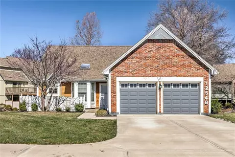 12548 W 82nd Ter, Lenexa, KS 66215