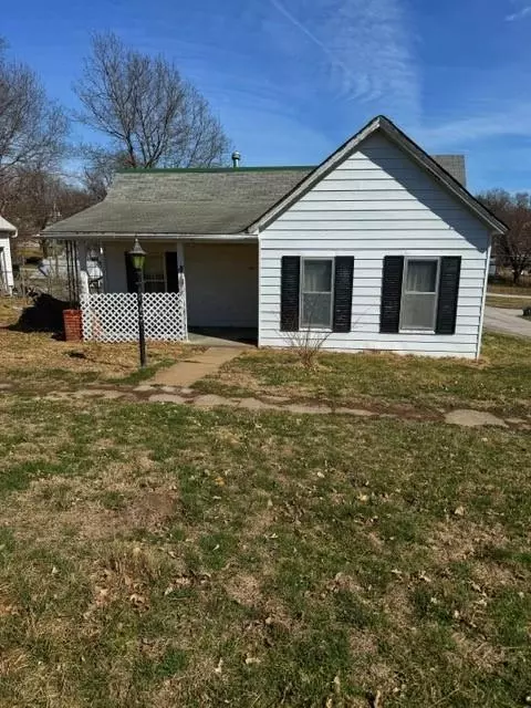 401 Broadway St, Fairfax, MO 64446