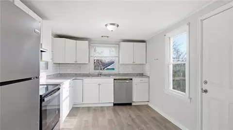 Kitchen - 1017 E Smith Ave, Independence, MO 64050 photo 2 of 2