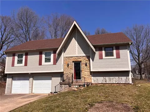 15906 W 154th Ter, Olathe, KS 66062