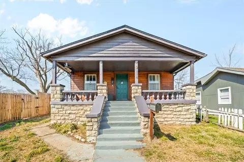 3118 Myrtle Ave, Kansas City, MO 64128