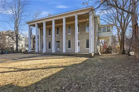 419 Maple Blvd, Kansas City, MO 64124