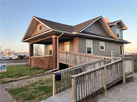2118 Walnut St, Higginsville, MO 64037