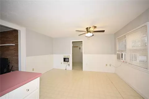 Living - 30704 Outerbelt Rd, Lees Summit, MO 64086 photo 2 of 8