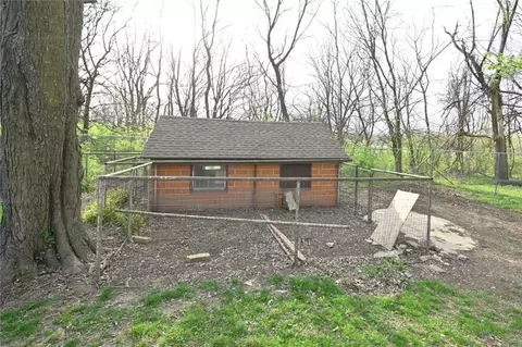 Exterior - 30704 Outerbelt Rd, Lees Summit, MO 64086 photo 19 of 26