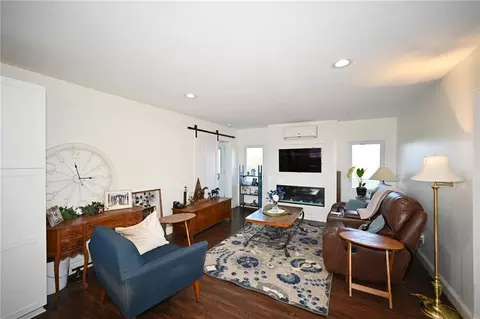 Living - 30704 Outerbelt Rd, Lees Summit, MO 64086 photo 8 of 8