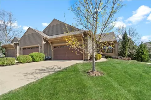 7807 W 158th Ter, Overland Park, KS 66223