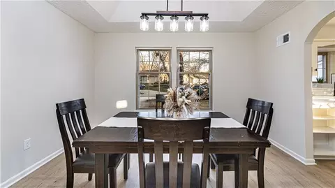 Dining - 16900 E 49th Ter, Independence, MO 64055 photo 1 of 1