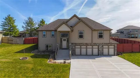 12416 Adam St, Excelsior Springs, MO 64024