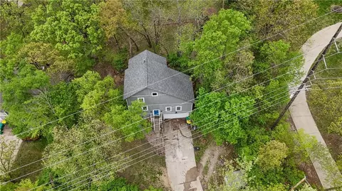 13341 Metropolitan Ave, Bonner Springs, KS 66012