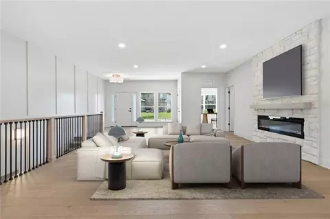 1412 NErnest Way, Lees Summit, MO 64086