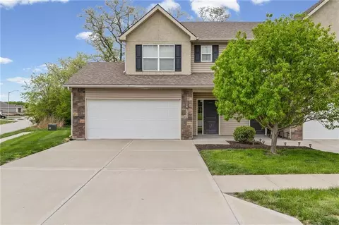 3856 NW 94th St, Kansas City, MO 64154