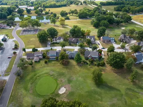 View/Area - 1804 S Nicklaus Dr, Clinton, MO 64735 photo 4 of 4