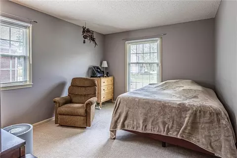 Bedroom - 1804 S Nicklaus Dr, Clinton, MO 64735 photo 1 of 5
