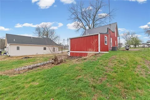 Other - 616 E 3rd St, Cameron, MO 64429 photo 6 of 7
