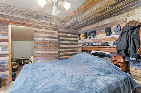 Bedroom - 616 E 3rd St, Cameron, MO 64429 photo 2 of 6