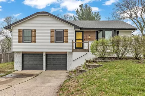 1018 NE 113th Ter, Kansas City, MO 64155