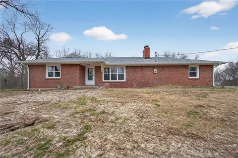 2310 N 63 St, Kansas City, KS 66104