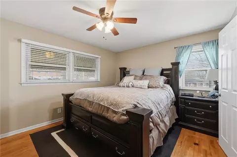 Bedroom - 4022 S Hands Cir, Independence, MO 64055 photo 3 of 6