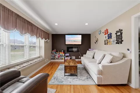 Living - 4022 S Hands Cir, Independence, MO 64055 photo 1 of 1