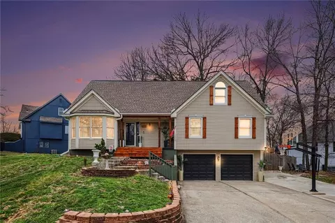 12304 E 78th St, Kansas City, MO 64138