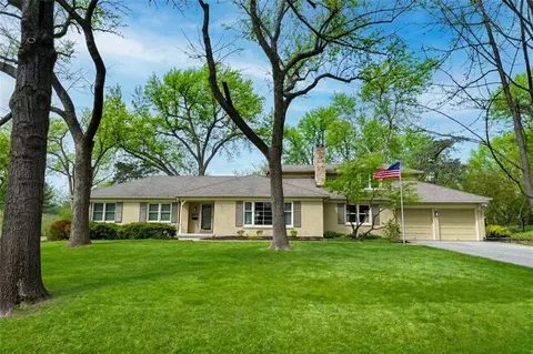 9728 High Dr, Leawood, KS 66206