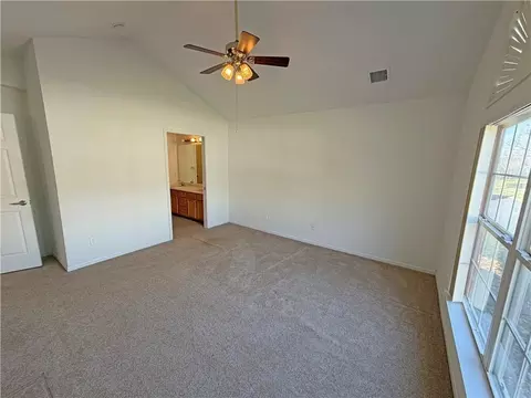 Bedroom - 823 NE Devon Dr, Lees Summit, MO 64064 photo 3 of 5