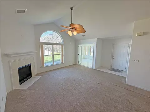 Living - 823 NE Devon Dr, Lees Summit, MO 64064 photo 2 of 3