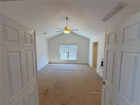 Bedroom - 823 NE Devon Dr, Lees Summit, MO 64064 photo 1 of 5