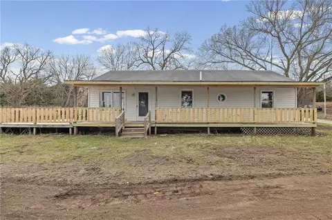 17394 Devlin Rd, Parker, KS 66072
