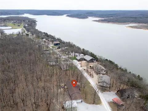 556 1291st Rd, Clinton, MO 64735