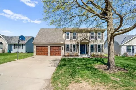 1222 E Butterfield Pl, Olathe, KS 66062