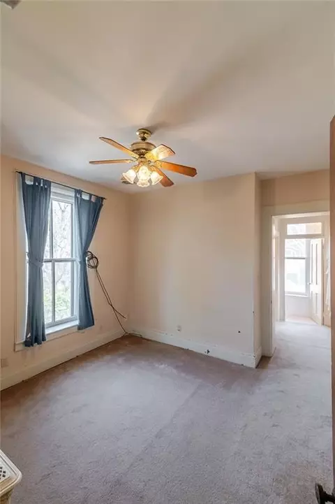 Bedroom - 805 N 4 St, Atchison, KS 66002 photo 6 of 9