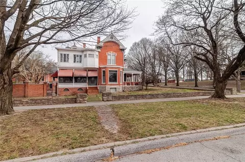 Other - 805 N 4 St, Atchison, KS 66002 photo 2 of 17