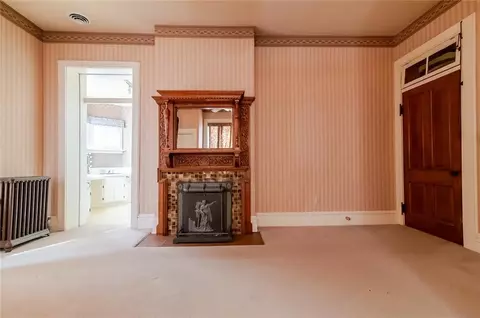 Bedroom - 805 N 4 St, Atchison, KS 66002 photo 2 of 9