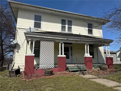 400 E North Main St, Richmond, MO 64085