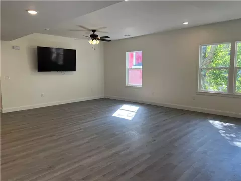 508 W Shawnee St, Paola, KS 66071