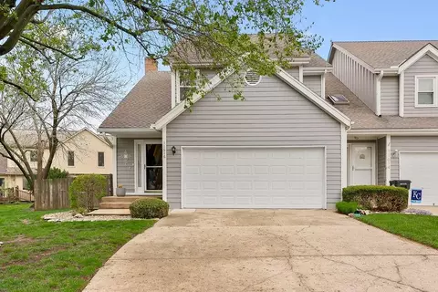 11616 Bluejacket St, Overland Park, KS 66210