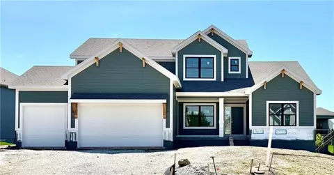 7605 NE 103rd Ter, Kansas City, MO 64157