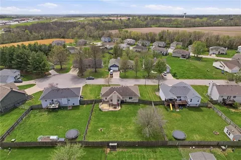View/Area - 1305 Sam Den Cir, Cameron, MO 64429 photo 2 of 3