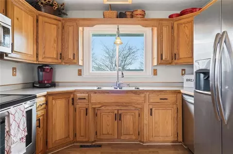 Kitchen - 1305 Sam Den Cir, Cameron, MO 64429 photo 1 of 4