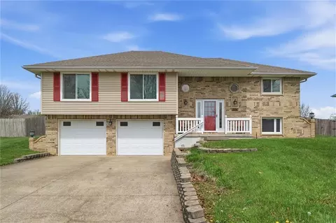 1305 Sam Den Cir, Cameron, MO 64429