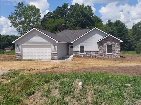 310 NE 51st Rd, Warrensburg, MO 64093