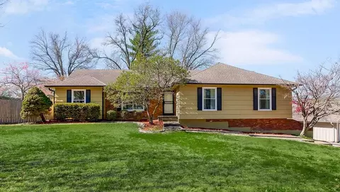 3427 E 105th Ter, Kansas City, MO 64137
