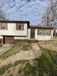 5620 S 9th St, Saint Joseph, MO 64504