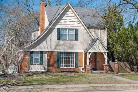 2004 Ashland Ave, Saint Joseph, MO 64506